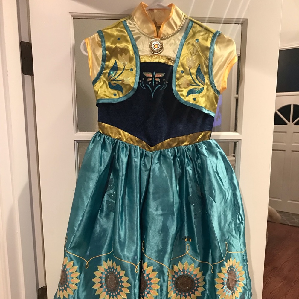 Official Disney Store Frozen Anna Spring Fever